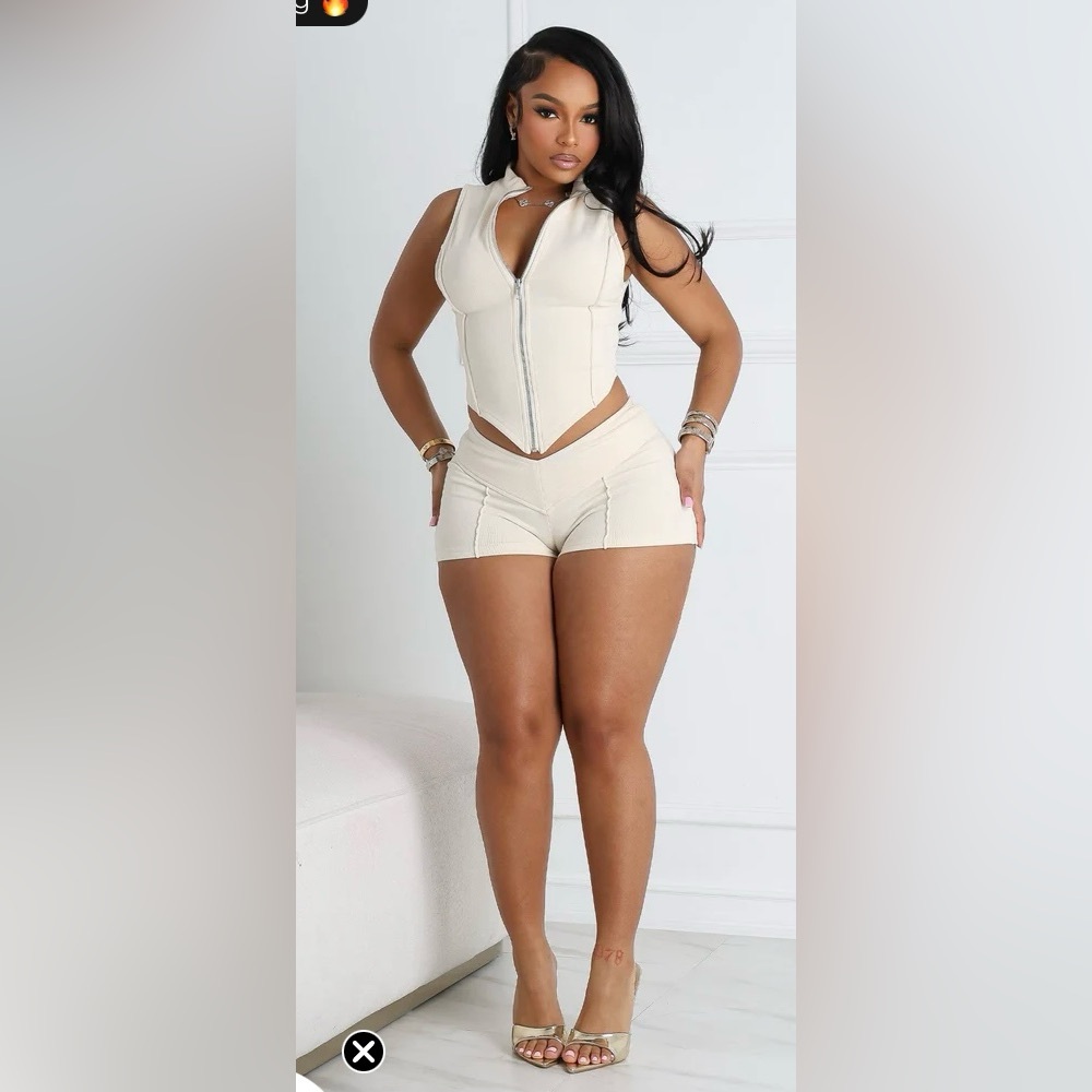 Women's Cream Shorts Set